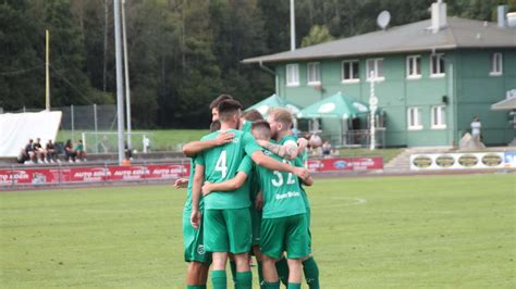 Fu Ball Kreisliga Der Sv Osterm Nchen Empf Ngt Den Sb Djk Rosenheim