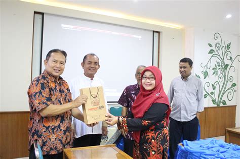 Rayakan Milad Ke-20, Program Magister Teknik Sipil UII Melakukan ...