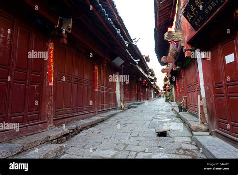 Lijiang old town in China Stock Photo - Alamy