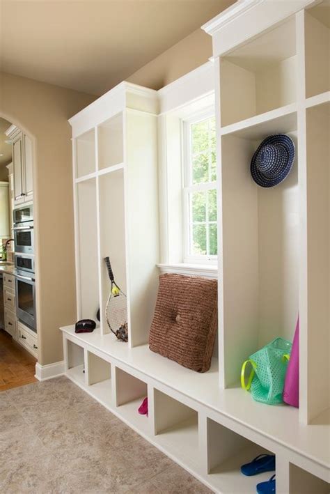 35 Fantastic Mudroom Ideas Photos Locker Storage Mudroom Design Small Closet Design