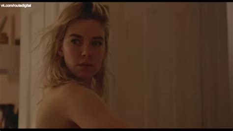 Renate Reinsve Hvite Gutter S02e08 NO 2018 1080p WEB Nude Sexy