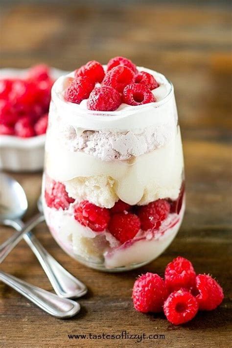 White Chocolate Raspberry Trifle Easy Dessert Recipe With Cake Recipe Raspberry Trifle