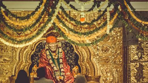 Hyderabad Doctor Donates Gold Crown Worth Rs 33 Lakh To Shirdi Saibaba