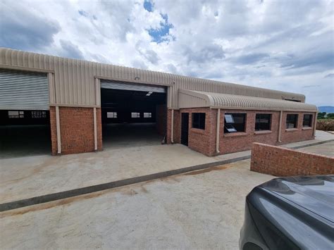 Commercial property to rent in Lydenburg - P24-113520177