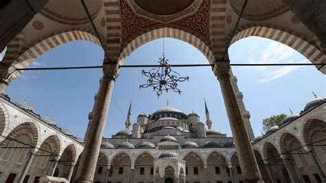 Sultanahmet Cami Ibadete A Ld Trt Haber Foto Galeri