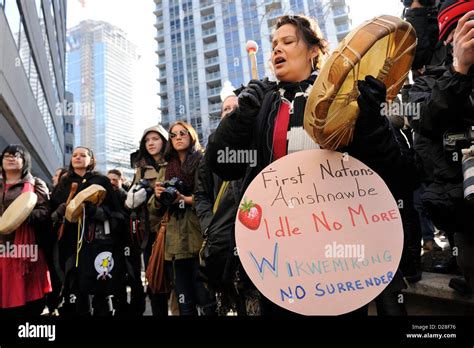 Aboriginal Canada Hand Drum Hi Res Stock Photography And Images Alamy