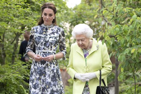 De Ce A Criticat O Regina Elisabeta A Ii A Pe Kate Middleton Nainte De