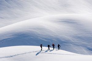 O czym pamiętać wybierając się na narty WSN