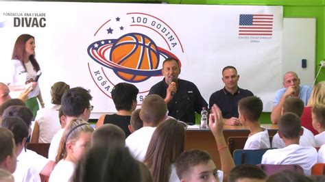 Vlade Divac I Dejan Davidovac U O Dositej Obradovi Malim Koracima