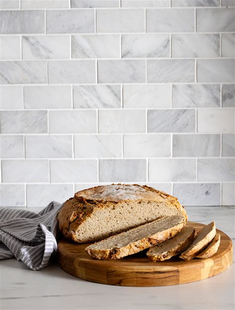 Roberts Rhubarb Rye Bread Anna Olson