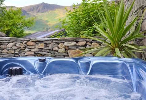 Stunning Lodges In The Lake District With Hot Tubs