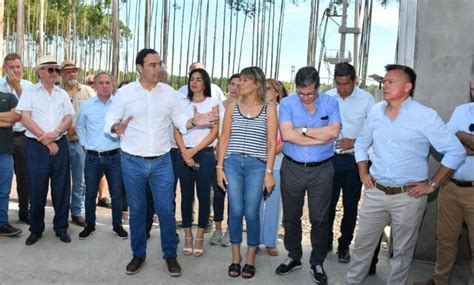 El gobernador Valdés recorrió las obras del Parque Industrial y Puerto