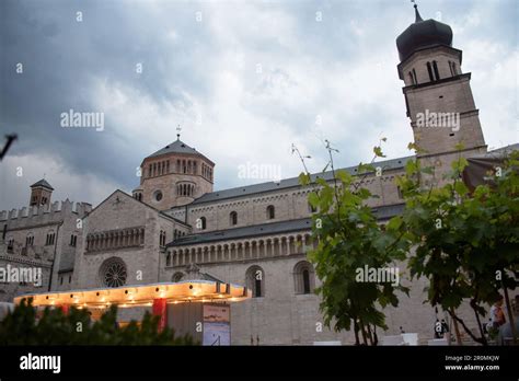 Mausoleo Della Cattedrale Hi Res Stock Photography And Images Alamy