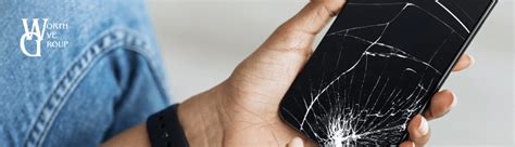 Risks Of Using A Phone With A Cracked Screen