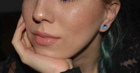 Im So Into Fake Freckles Right Now Theyre So Freaking Cute R