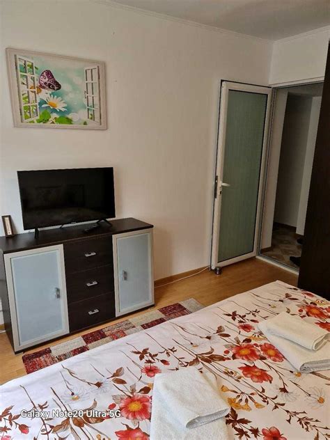 De Vanzare Apartament Decomandat Cu Camere Si Bai Slanic Moldova