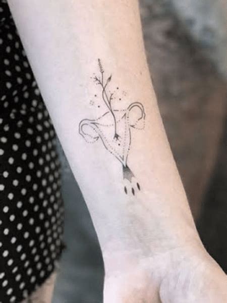 10 Unique Womb Tattoo Designs To Celebrate Femininity Tattoo Redi