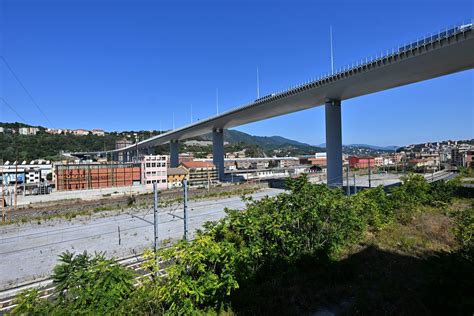 Tragedia Ponte Morandi La Commemorazione Cinque Anni Dopo E Intanto