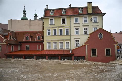 Mein Geliebtes Klodzko Beklemmende Bilder Zeigen Verw Stung Durch