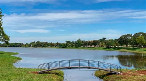 INSTALAÇÃO DA PONTE NO LAGO DE PLANURA Prefeitura Municipal de Planura