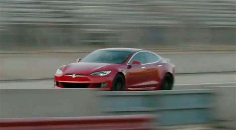 Tesla Model S Rompe Récord De Velocidad En Circuito De Carreras