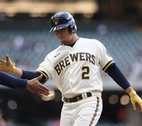 Red Sox acquire infielder Luis Urías from Milwaukee Brewers Latino Sports