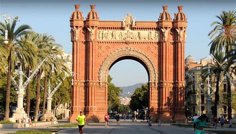 Arcul De Triumf Din Barcelona