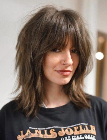 Get Gorgeous With These Trendy Haircuts For Medium Length Hair