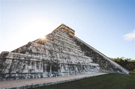 Step Into The Past At Chichen Itza Mexicos Largest Mayan Ruins