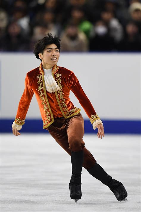 82 of The Most Fabulous Male Figure Skating Costumes of All Time ...