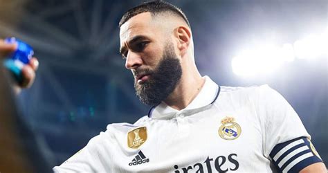 بعد 14 عاما و23 لقباكريم بنزيمة ينهي قصته مع ريال مدريد الكلاسيكو 360