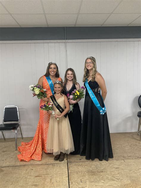 Carly Cox Crowned 2023 Marion County Fair Queen KNIA KRLS Radio The