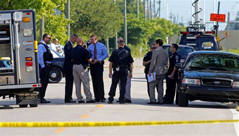 Fort Myers Dos Morts En Un Tiroteig En Una Discoteca De Florida