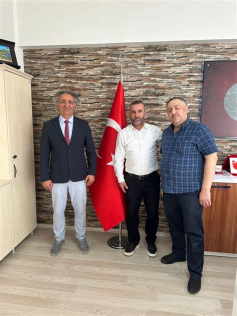 Usta Reticimiz Ve Ayd Nl Mahalle Muhtar Aday Cengiz Durmaz A Nazik