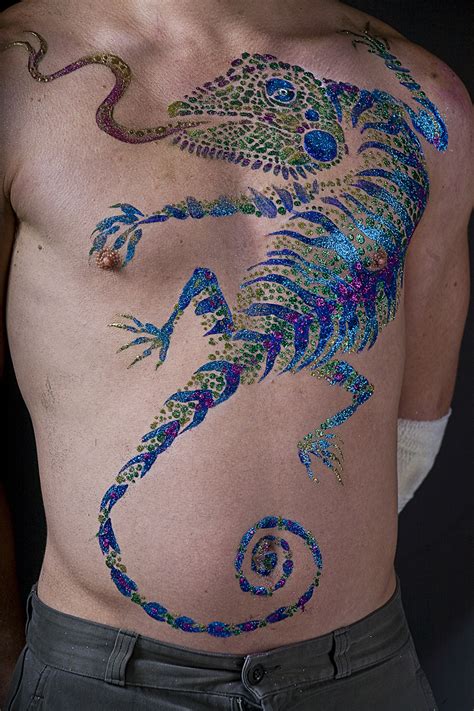 Glitter Tattoos – Body Painting by Cat