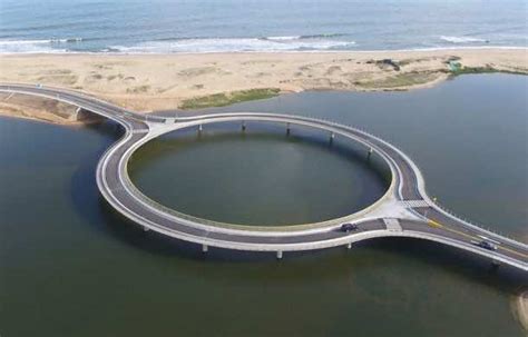 Uruguay Has Just Built A Circular Bridge. Here's The Weird R