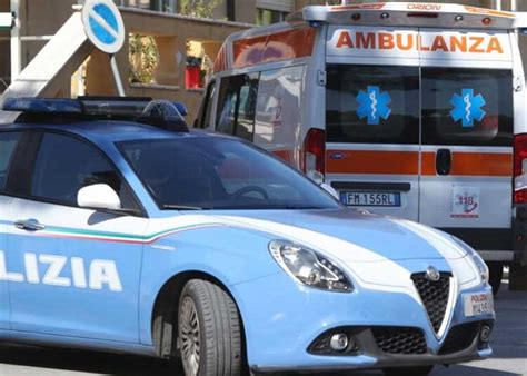 Anzio Picchia La Compagna E Prende A Sassate Lambulanza Che La