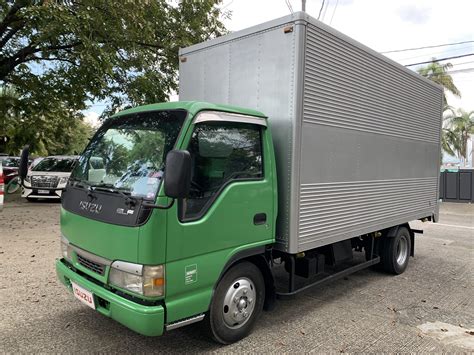 Isuzu Elf Nkr Aluminum Closed Van Ft Vs Canter Hino Foton