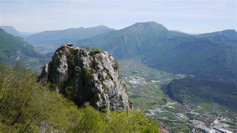 Summits In Lac De Garde Outdooractive