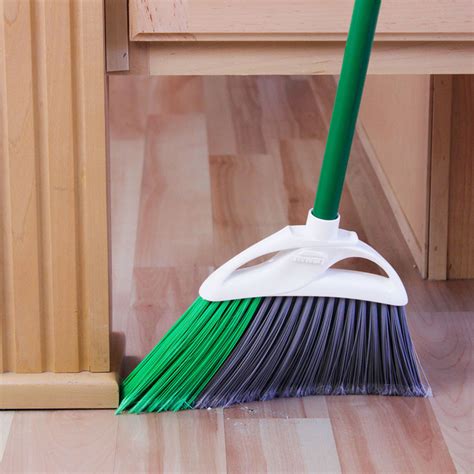 Libman Precision Angle Upright Broom Unoclean