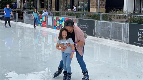 THE PLAZA ICE-SKATING RINK - Updated January 2025 - 11 Photos & 12 ...