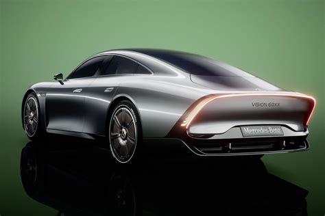 Mercedes Benz Vision Eqxx Debuts With Km Range Carexpert