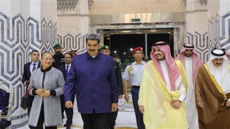 Presidente Maduro Llega A Arabia Saudí Para Reuniones Con El Rey Y El