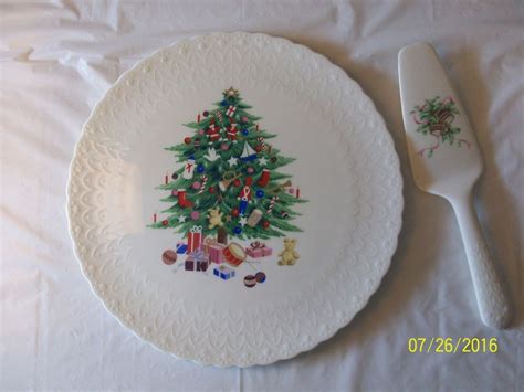 Mikasa Christmas Spirit Cake Plateserver Bone China B2098 Bells Tree
