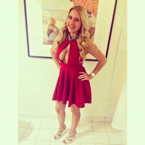 Bursting Out Porn Pic