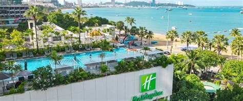 Beachfront Hotel In Pattaya City Thailand Holiday Inn Pattaya