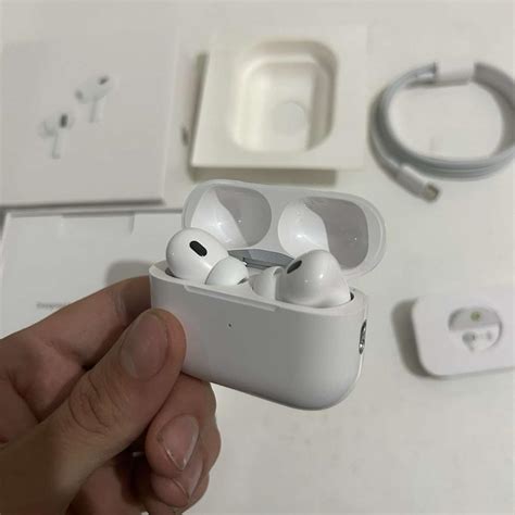 Apple Airpods Pro 2nd Generation Send Offers In En3 London Für Gratis