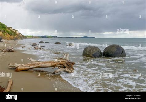 The Moeraki Boulders At Koekohe Beach In New Zealand Stock Photo Alamy