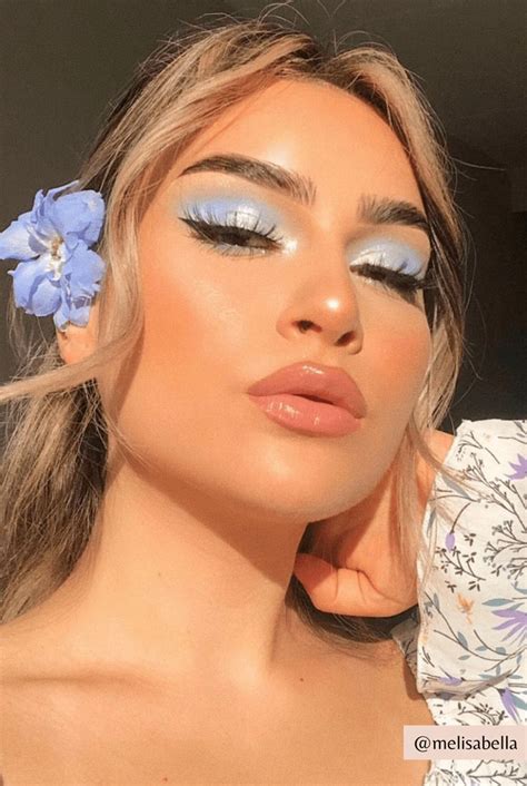 Blue Makeup Stunning Looks And Easy Tutorials To Elevate Your Beauty Game Glory Of The Snow