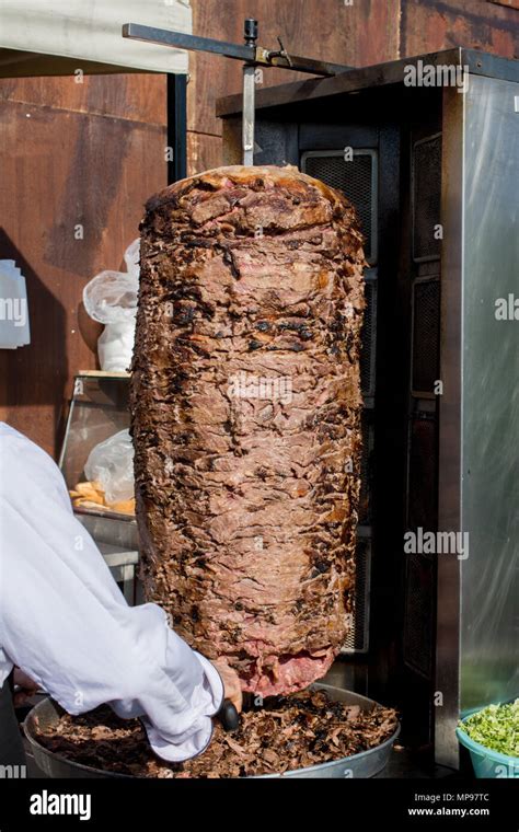 Traditional Turkish Doner Kebab On Pole Stock Photo Alamy